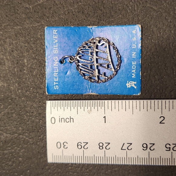 Vintage Sterling Silver Niagara Falls Bracelet Charm - Picture 2 of 3